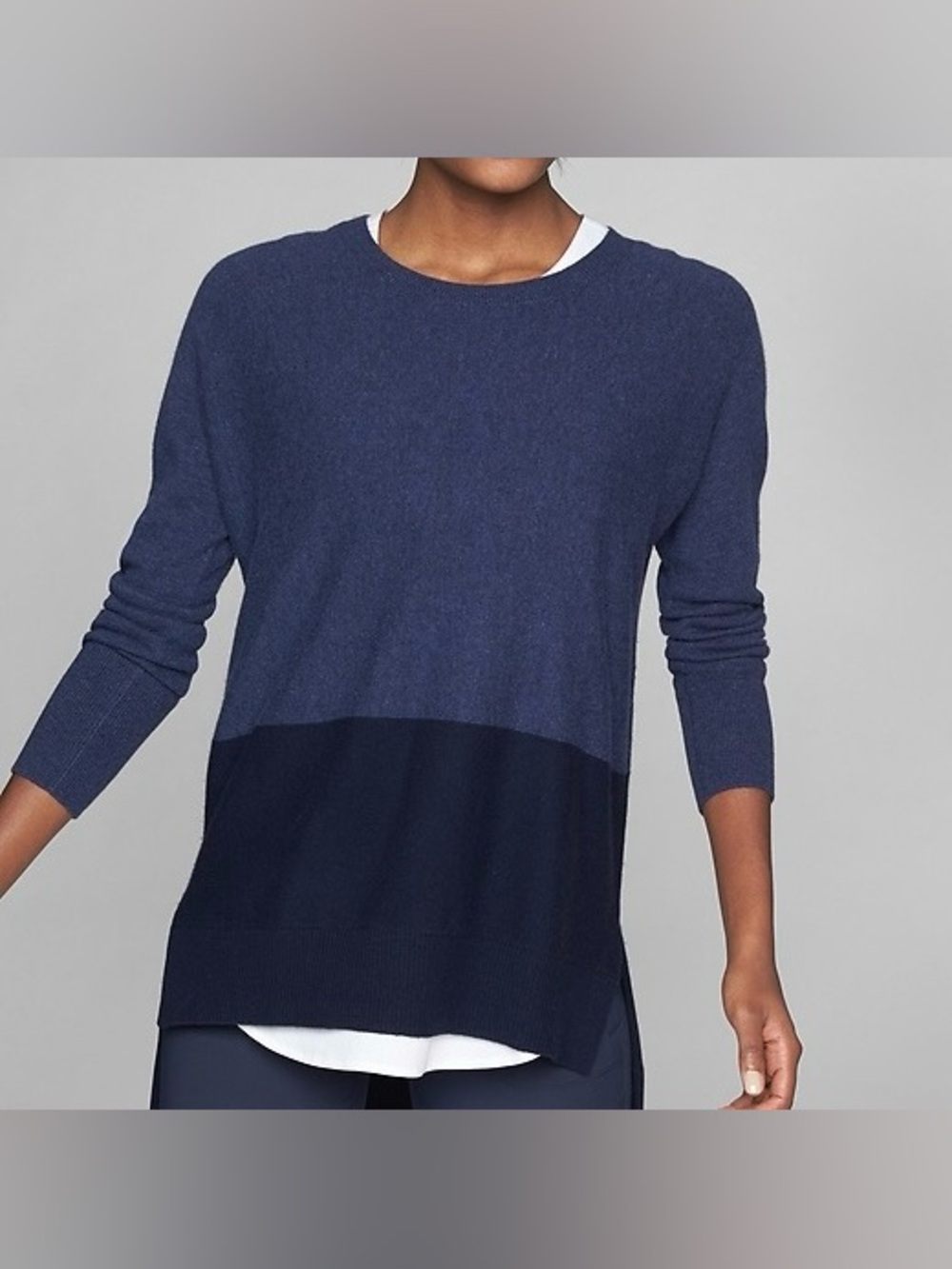 Athleta Wool Cashmere Stargazer Pullover in navy blue colorblock